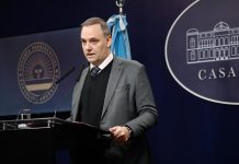 Modernización laboral: Adorni cargó contra la CGT y el kirchnerismo