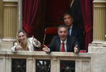 Manuel Adorni dio un dato que dejó en ridículo al kirchnerismo