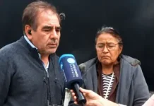 Conmoción por la muerte de 2 operarios de Aguas del Norte: “A mi hijo lo obligaron a bajar”