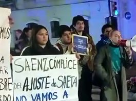 Tras el recorte de Sáenz al transporte nocturno, estudiantes se manifestaron en Salta