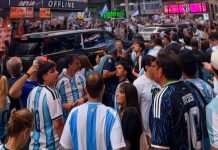 VIDEO| Multitudinario banderazo argentino en Estados Unidos antes de la final del Mundial